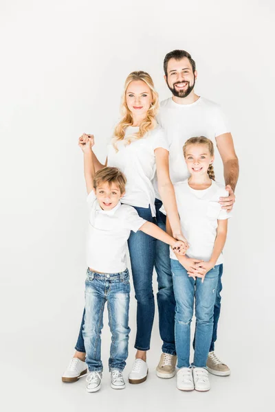 Familia joven feliz — Foto de Stock