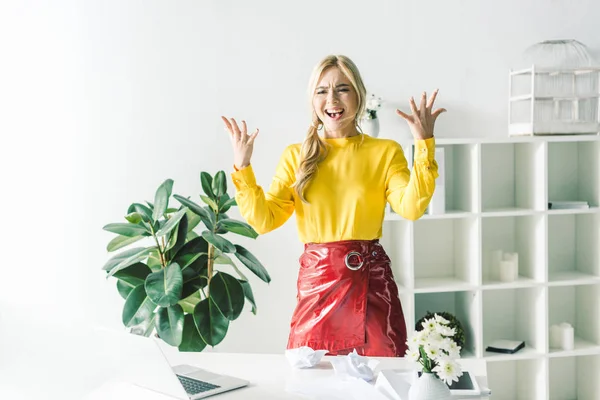 Stressed businesswoman — Stock Photo, Image