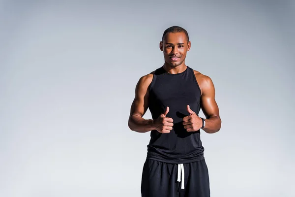 Happy African American Sportsman Showing Thumbs Smiling Camera Isolated Grey — Stock Photo, Image