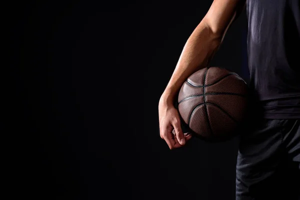 Jogo De Basquetebol - Fotografias de stock e mais imagens de Basquetebol - Basquetebol, Bola de Basquetebol, Jogador de Basquetebol - iStock