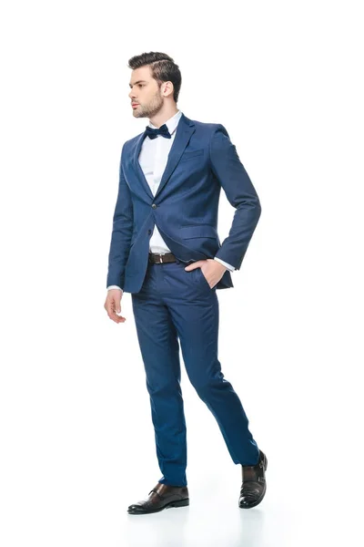 Snygg Ung Man Kostym Poserar Isolerade Vit — Stockfoto