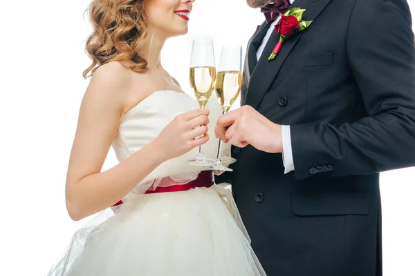 Beskuren Bild Bröllopsparet Med Glas Champagne Isolerad Vit — Stockfoto