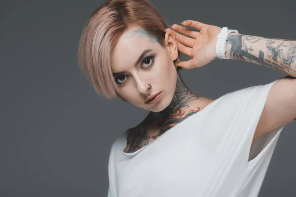 Portrait Attractive Tattooed Girl White Shirt Looking Camera Isolated Grey — Stock Photo, Image