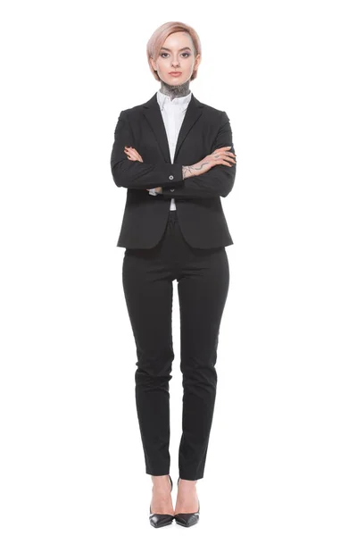 Affärskvinna Som Poserar Kostym Med Korsade Armar Isolerad Vit — Stockfoto