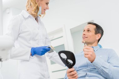 Adam doktor modern diş Kliniği ile danışmanlık diş implant seçimi