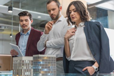 takım düşünceli Mimarlar minyatür şehir modeli arıyorum
