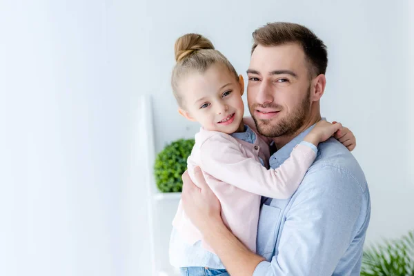 Smiling Father Embracing Cute Daughter — Stock Photo, Image