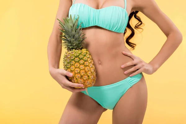 Cropped View Slim Girl Holding Fresh Pineapple Isolated Yellow — Stock Photo, Image
