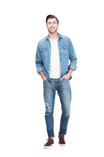 Jovem Sorrindo Homem Jeans Olhando Para Câmera Isolado Branco — Fotografia de Stock