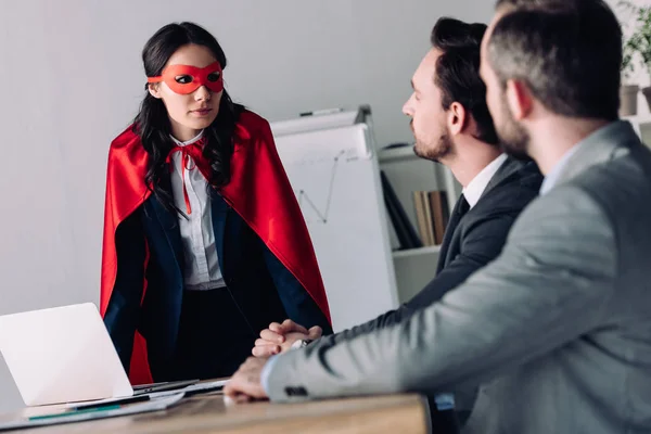 Super Businesswoman Mask Cape Helping Businessmen Office — Stock Photo, Image