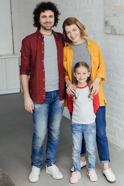 Happy Parents Cute Little Daughter Standing Together Smiling Camera — Stock Photo, Image