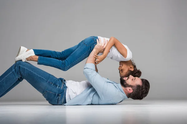 Pai e filha felizes — Fotografia de Stock