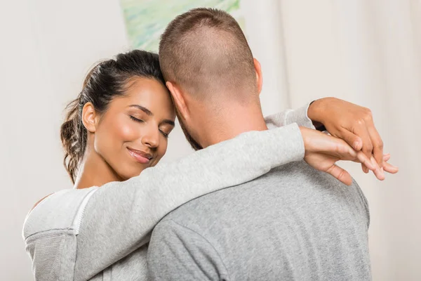 Woman hugging man — Stock Photo