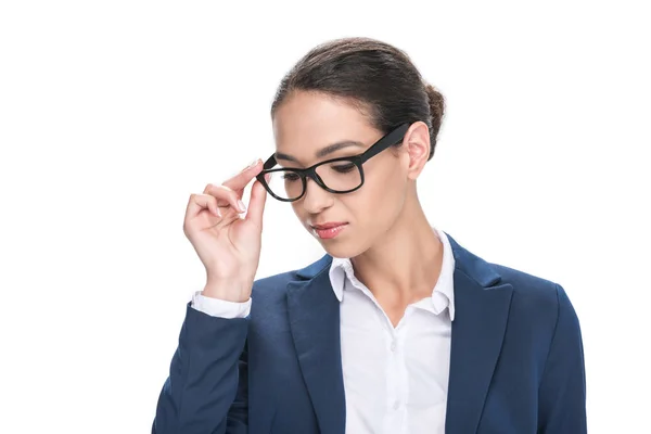 Femme d'affaires attrayante dans les lunettes — Photo de stock