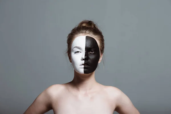 Girl with bodyart on face — Stock Photo