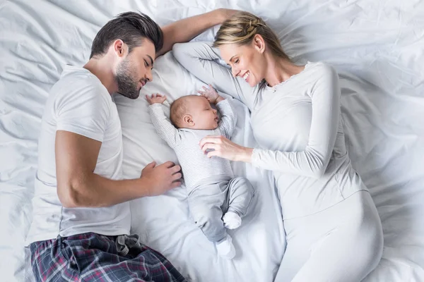 Parents and baby — Stock Photo