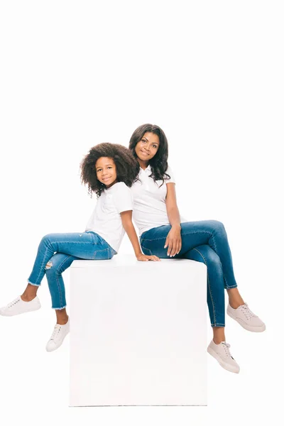 Felice afro-americano madre e figlia — Foto stock