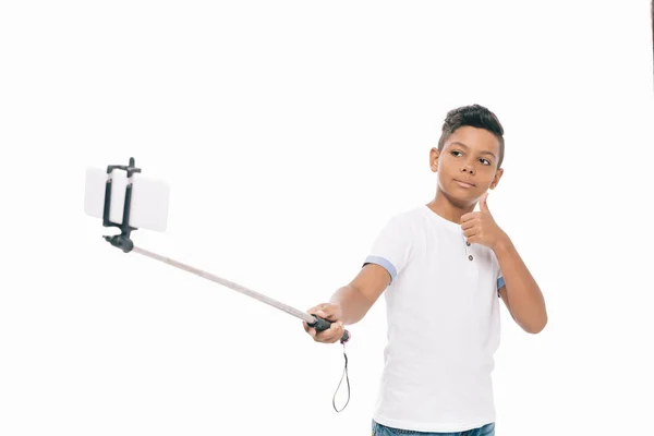 Афро-американських хлопчик беручи selfie — стокове фото