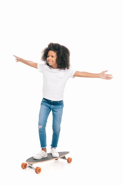 African american girl with skateboard — Stock Photo