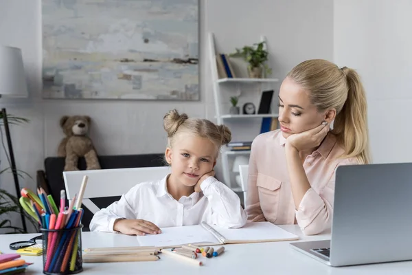 Travail à domicile — Photo de stock