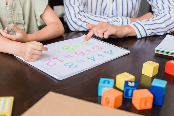 Apprendre les mathématiques — Photo de stock