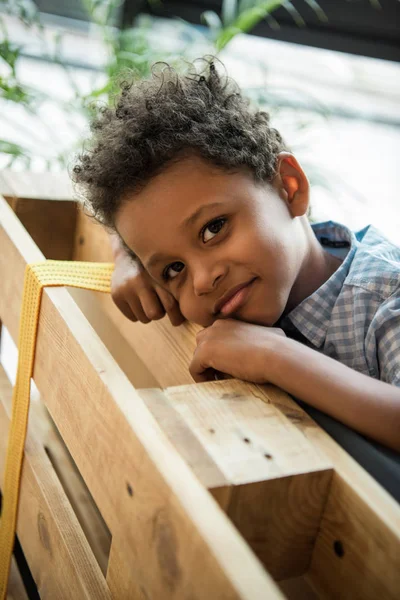 Adorable enfant afro-américain — Photo de stock