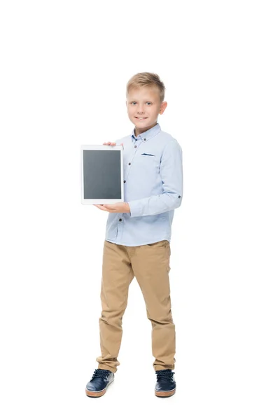 Enfant avec tablette numérique — Photo de stock