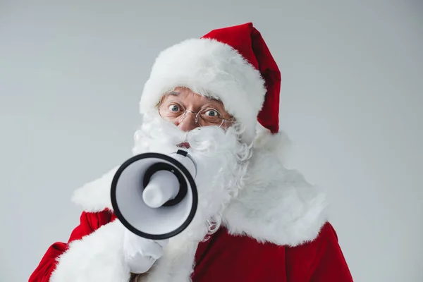 Papai Noel com megafone — Fotografia de Stock