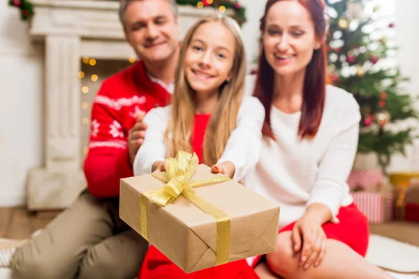 Regalo de Navidad - foto de stock