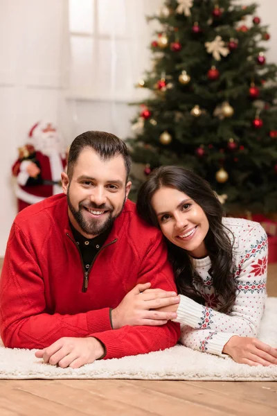 Happy couple at christmastime — Stock Photo