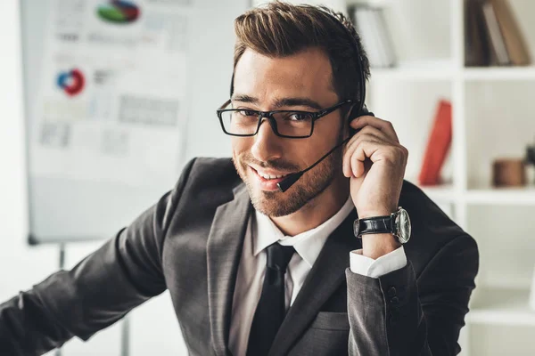 Trabalhador de call center — Fotografia de Stock