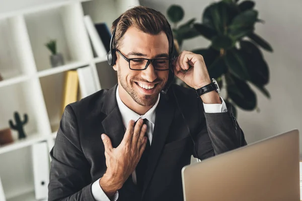 Trabalhador de call center — Fotografia de Stock