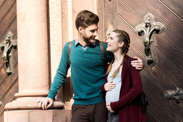 Husband and wife looking at each other — Stock Photo