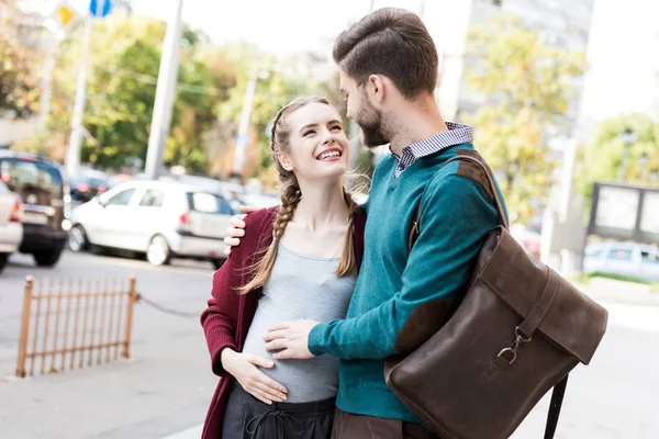 Husband and wife looking at each other — Stock Photo