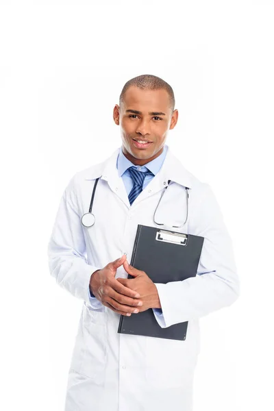 Médico afroamericano con diagnóstico - foto de stock