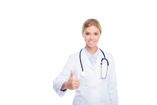 Médico femenino con pulgar hacia arriba - foto de stock