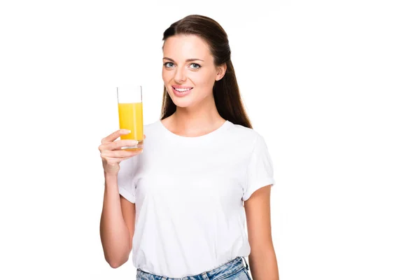 Femme avec un verre de jus frais — Photo de stock