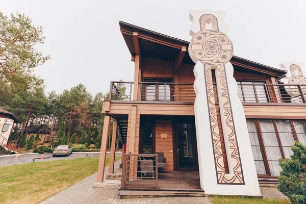 Wohnhaus aus Holz — Stockfoto