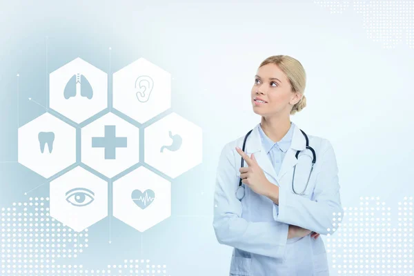 Female doctor with stethoscope — Stock Photo