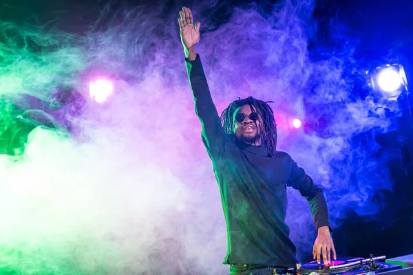 Profissional Africano americano DJ — Fotografia de Stock