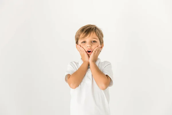 Niño sorprendido - foto de stock