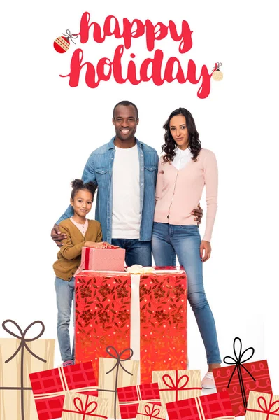 Afrikanisch-amerikanische Familie mit Weihnachtsgeschenken — Stockfoto