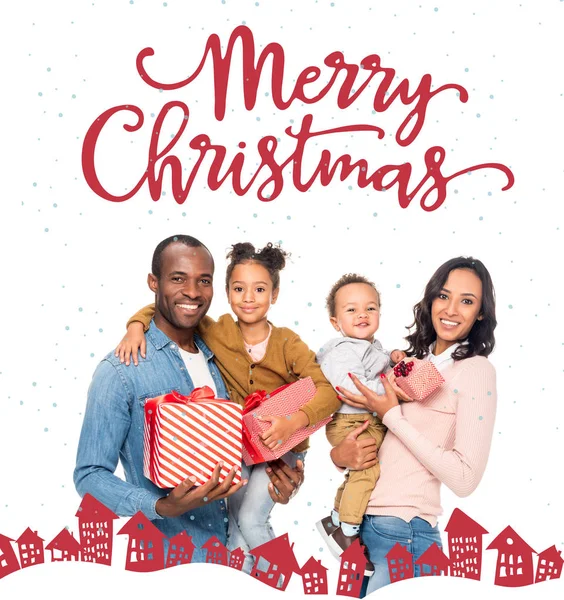 Familia afroamericana con regalos de Navidad - foto de stock