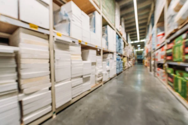 Blurred view of shelves with styrofoam in shipping stock — Stock Photo