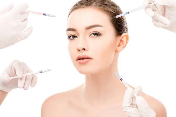 Chica atractiva con la piel perfecta haciendo inyecciones de belleza, aislado en blanco — Stock Photo