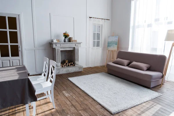 Cozy room interior with stylish furniture — Stock Photo