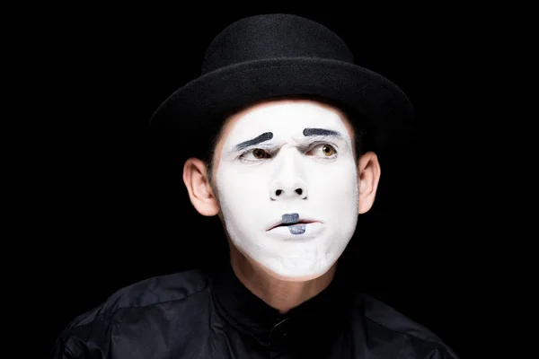 Mime réfléchi avec maquillage isolé sur noir — Photo de stock