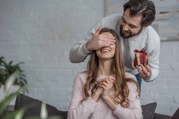 Geschenk — Stockfoto