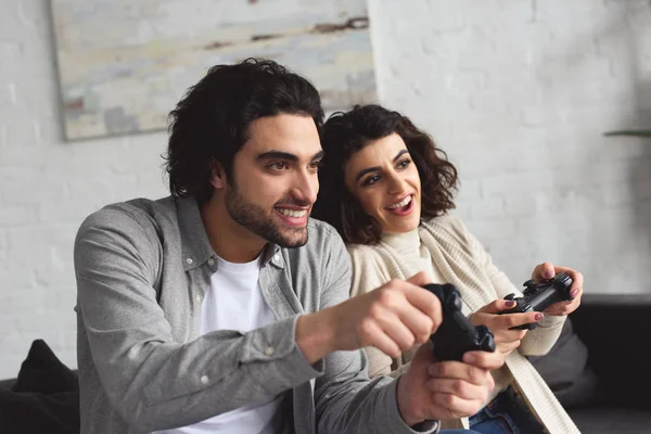 Videospiel spielen — Stockfoto