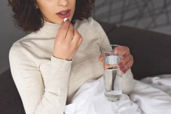 Taking pill — Stock Photo